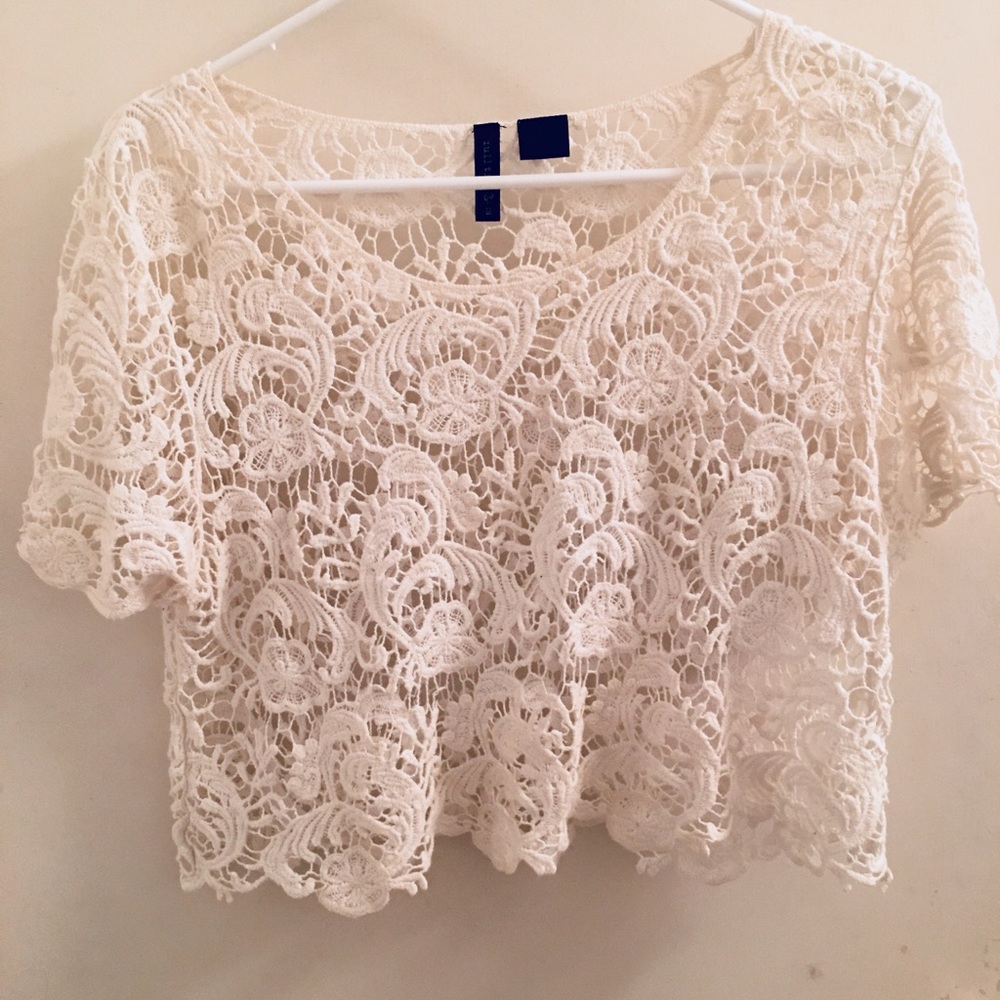 Lace crop top